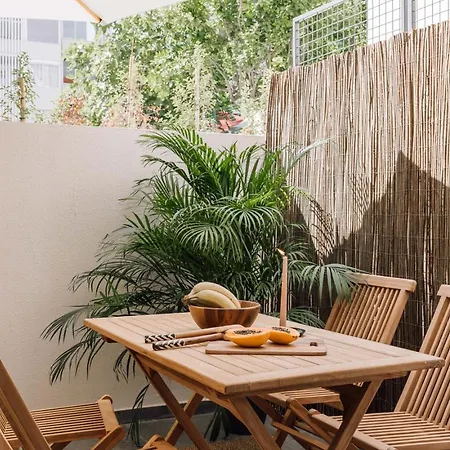 Bolobo - And Terrace In Avenidas Novas * ליסבון